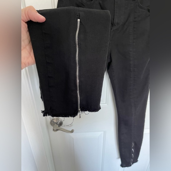 Good American EUC Size 4 Good Waist Jeans Black Ankle Zip High Rise B-37 - Picture 2 of 4